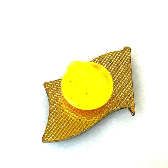 Alaska State Flag Lapel Pin - Picture 2 of 3